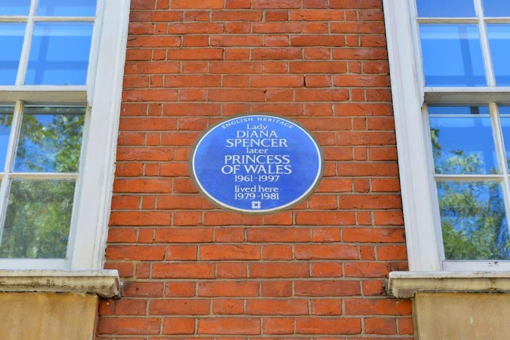 Charming With Private Balcony, On 1st Floor, With 2 Bathrooms, 3 Min Walk To Earl's Court Station Apartament Londra